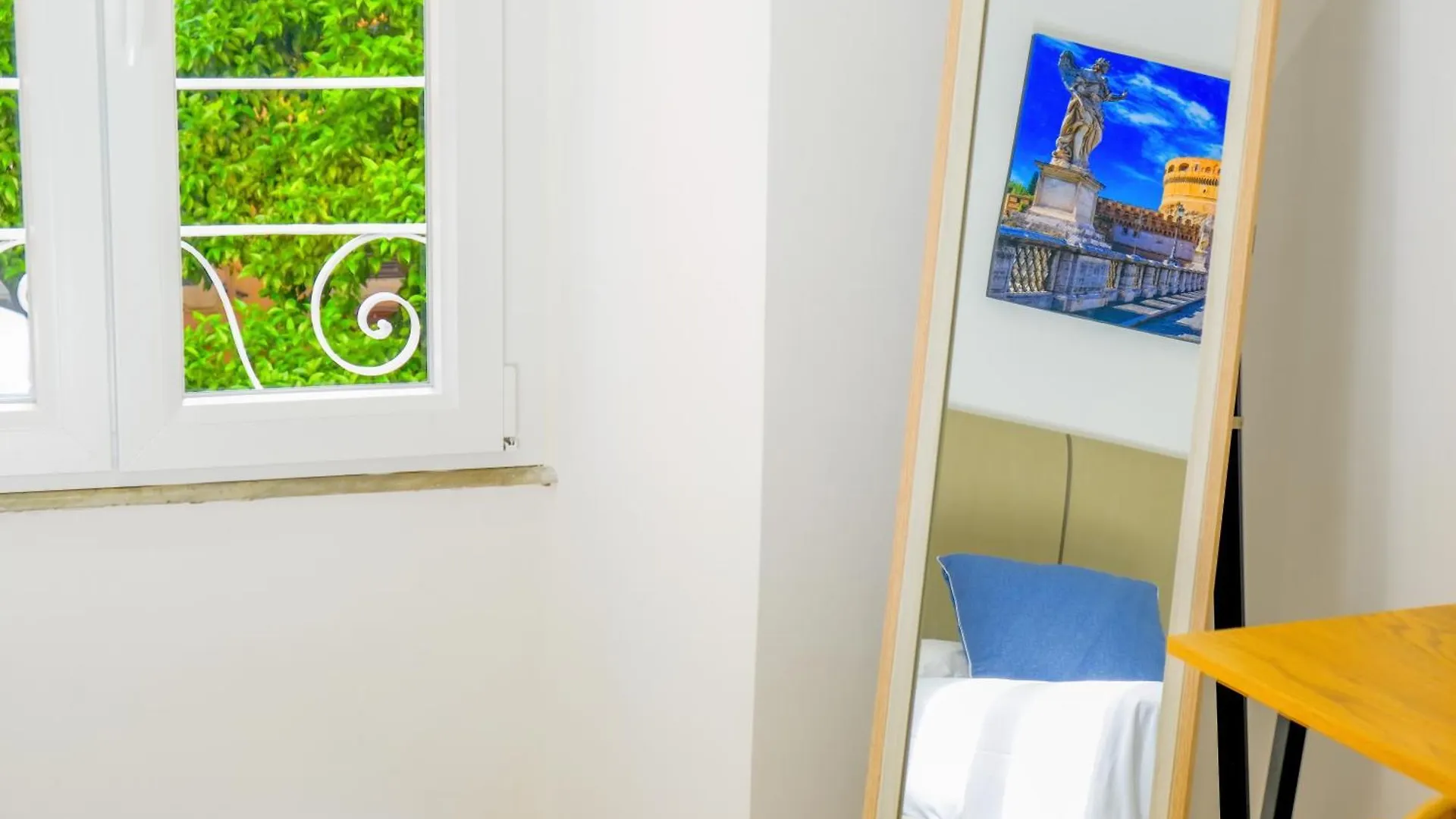 Elegantis Gracchi Apartment - Your Chic Retreat In Central Rome - Vatican Area